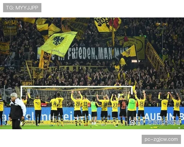 加时赛结束，双方总比分4-4，多特蒙德与巴黎圣日耳曼进入点球大战